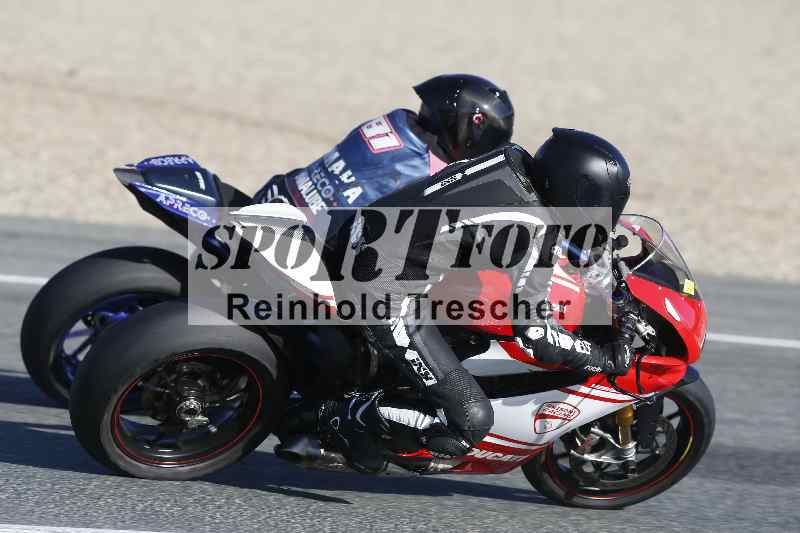 Archiv-2025/02 28.-31.01.2025 Moto Center Thun Jerez/gruen-green/81
